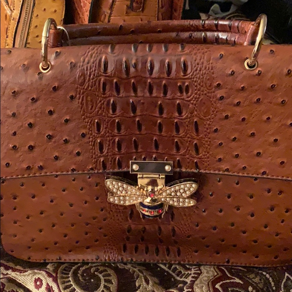 Hand bag